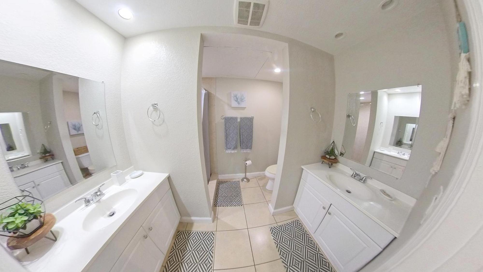 Naples Park Oasis - Cozy Two Bedroom Apartment Eksteriør billede